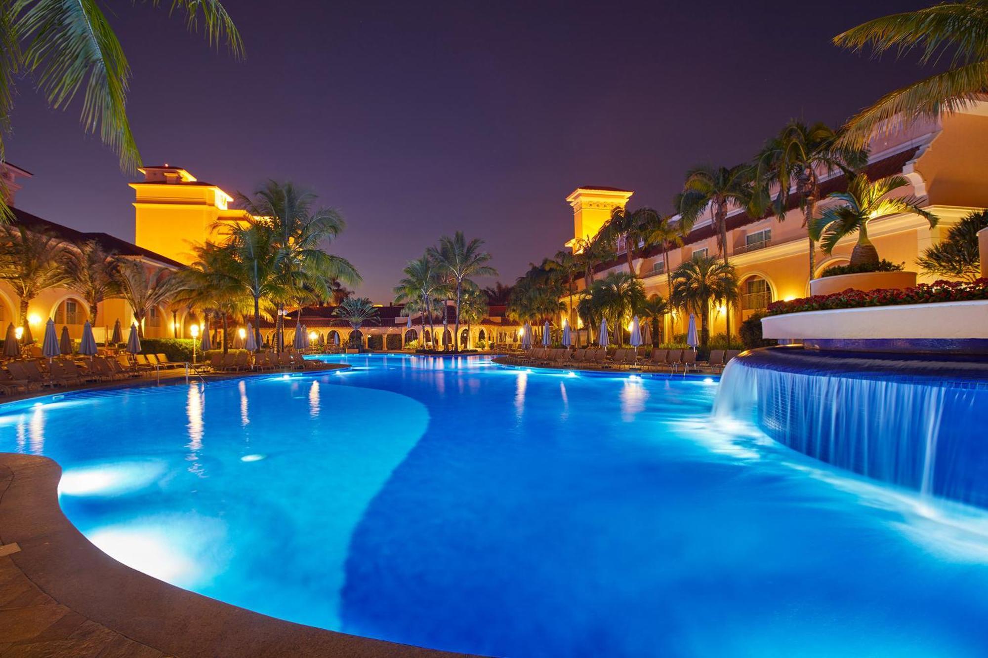 קמפינאס Royal Palm Plaza Resort מראה חיצוני תמונה