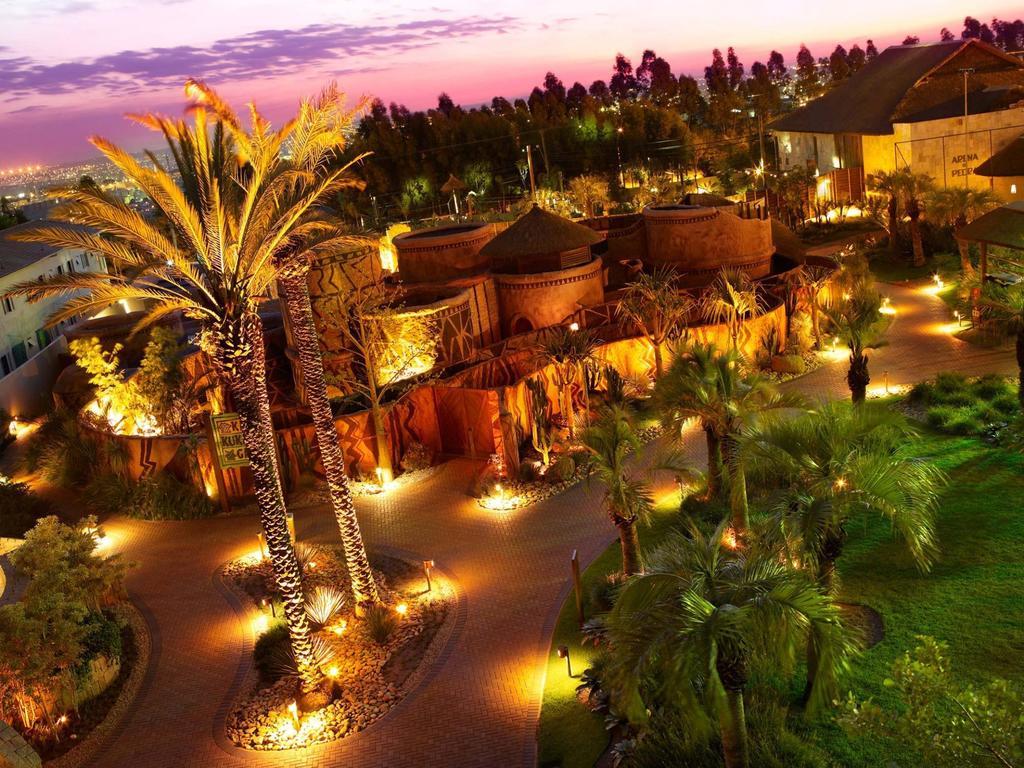 קמפינאס Royal Palm Plaza Resort מראה חיצוני תמונה